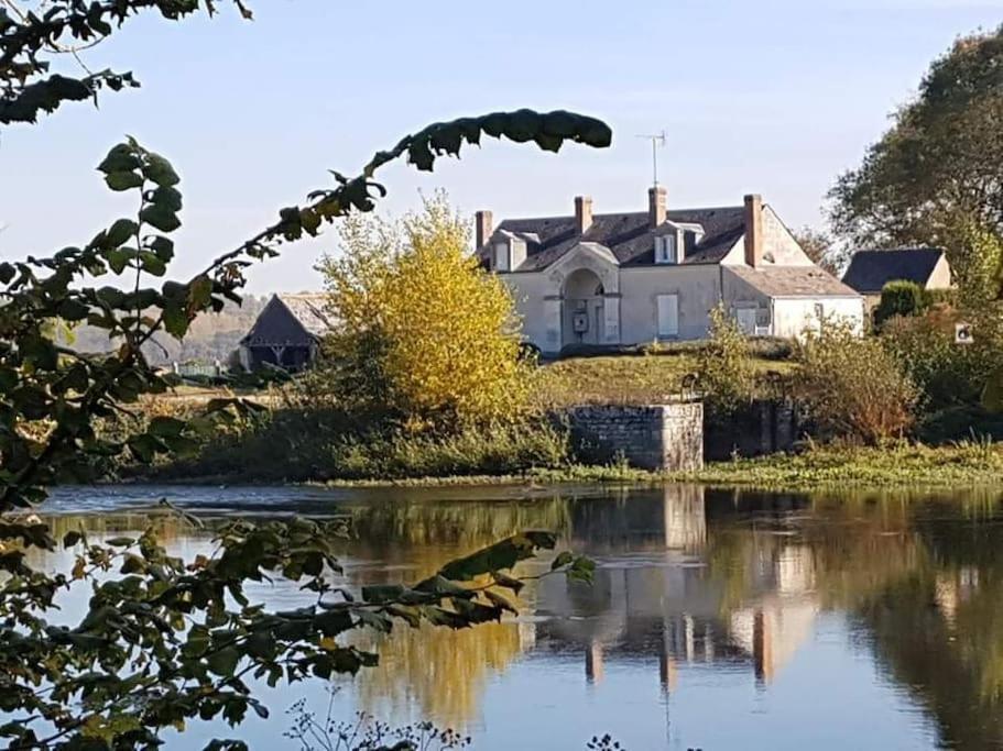 Gite De La Salamandre Aan De Rivier De Cher Vlakbij Zoo De Beauval Thésée Exterior foto
